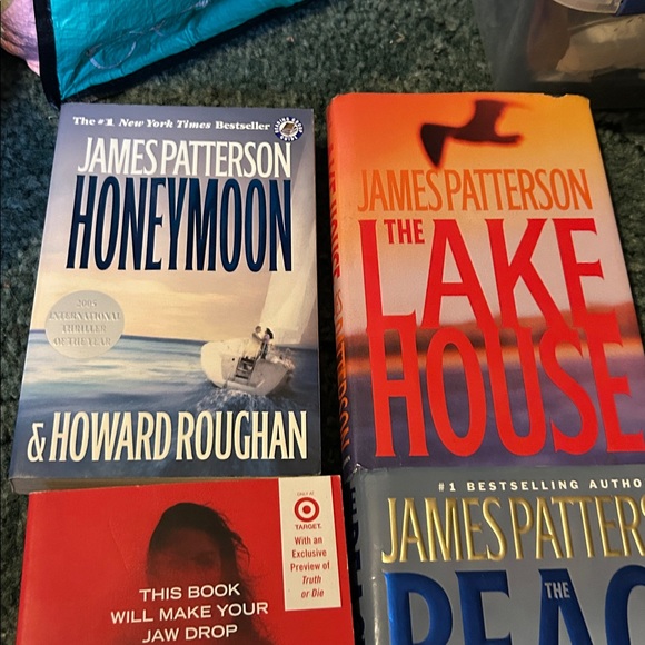 Book Collection - Multicolor Set - Picture 3 of 4